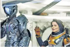  ??  ?? Parker Posey’s latest co-star, courtesy of the Netflix reboot of “Lost in Space,” is a robot.