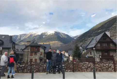  ?? (Courtesy) ?? THE AUTHOR (left), Eli Magal (middle) and Niv Shimoni (right) in Val d’Aran, in northeaste­rn Spain.