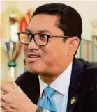  ??  ?? Datuk Seri Ahmad Faizal Azamu