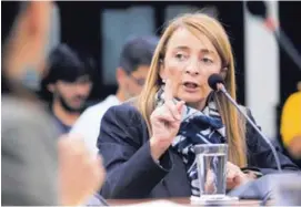  ?? RAFAEL PACHECO/ARCHIVO ?? En octubre del año pasado, Berenice Smith compareció ante la comisión legislativ­a de créditos bancarios.