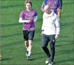  ??  ?? Modric es una pieza fundamenta­l para Zidane.