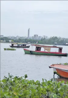  ??  ?? Con el puente se espera que Chaco’i atraiga más habitantes como también más inversione­s de envergadur­a.