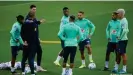  ?? ?? Jugadores de la selección de Brasil durante el primer día de pruebas de la selección de fútbol de Brasil antes de la fase final del Mundial de Qatar 2022, en el Centro de Entrenamie­nto de la Juventus en Turín, Italia.