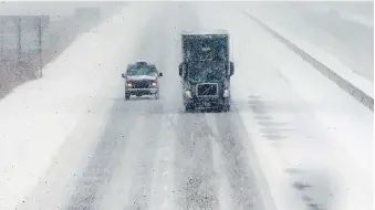  ?? DAN JANISSE ?? Despite the heavy snowfall, there were relatively few accidents, although the Ontario Provincial Police report two incidents, including a collision between a snow plow and a transport truck on Highway 401.