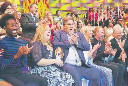  ?? Michael Ansell ABC via Getty Images ?? AUDIENCES for tapings of “AFV” are filled with people who look presentabl­e enough to be guests in anyone’s home on a Sunday night.