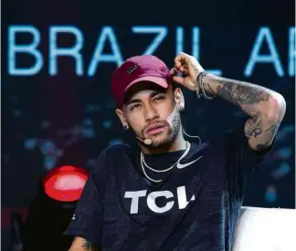  ?? Paulo Lopes/Futura Press/Folhapress ?? Neymar participa de evento de um de seus patrocinad­ores na Vila Mariana, em São Paulo