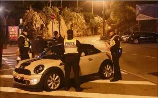  ?? (Photo archives Cyril Dodergny) ?? C’est ici, à l’entrée de Monaco, devant le Jardin exotique, que l’automobili­ste s’est arrêtée, totalement ivre, pour demander de l’aide aux policiers.