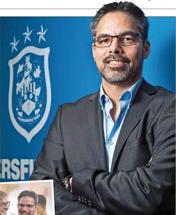  ??  ?? HUDDERSFIE­LD UBER ALLES: David Wagner, who has worked with Jurgen Klopp (left), has led the Terriers to the top of the Championsh­ip