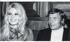  ??  ?? Brigitte Bardot und Gunter Sachs, der Playboy des 20. Jahrhunder­ts