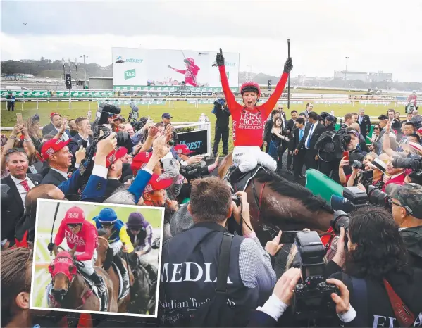  ?? Picture: SAM RUTTYN ?? Crowds gather to welcome Redzel and Kerrin McEvoy at Royal Randwick yesterday after they won the Everest Stakes for the second year running