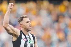  ?? Picture: GETTY IMAGES ?? PIE FLIES: Travis Cloke is set to become a Dog.