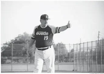  ?? HARRY TOMLINSON ?? David Lee was Eustis High School’s winningest baseball coach.