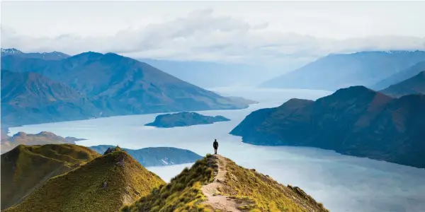  ?? ?? above
Roys Peak hike in Wanaka New Zealand.