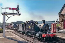  ?? ALAN WEAVER ?? The morning goods service headed by GWR 2-6-2T No. 5553 on August 14. The locomotive was scheduled to visit the Northampto­n & Lamport Railway for its August 27-29 gala, which was due to see the debut of some of the Ironstone Project iron ore wagons.