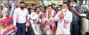  ?? MPOST ?? Abhishek Banerjee with TMC leaders in Guwahati