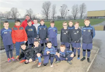  ??  ?? Unhappy Coach Damien Corr with Wishaw Wycombe team