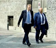  ??  ?? L’ex senatore Enrico Piccinelli con l’avvocato Giorgio Rossi