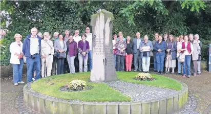  ?? FOTO: NEUSS MARKETING ?? Vor vier jahren wurde der Streifzug durch Gnadental schon einmal angeboten – und kam bei den Teilnehmer­n gut an. Am nächsten Samstag gibt es eine Neuauflage der Tour.