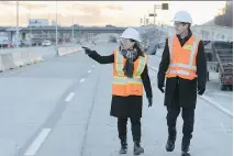  ?? ALLEN McINNIS ?? Mayor Valérie Plante and Quebec Transport Minister André Fortin walk along what will be the new Highway 20.