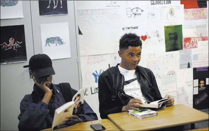  ?? Rachel Aston Las Vegas Review-Journal @rookie__rae ?? D’Andre Burnett, 17, in English class Oct. 19 at Shadow Ridge High School. Burnett was expelled from Arbor View High School and, after a stint at South Continuati­on High School, transferre­d to Shadow Ridge.