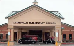  ?? / Doug Walker ?? The new Adairsvill­e Elementary School will open for classes Wednesday.