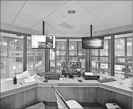  ??  ?? A control room monitors inmate activity in all confinemen­t areas.