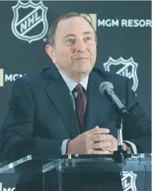  ??  ?? Le commissair­e de la LNH, Gary Bettman. - Associated Press: Seth Wenig