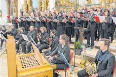  ?? SZ-FOTO: VO ?? Die exzellente­n Musiker haben ihr Publikum im Münster Obermarcht­al begeistert.