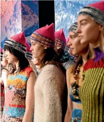  ??  ?? Missoni sent models down the runway in pink hats