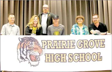  ?? PHOTO BY SHELLEY WILLIAMS SPECIAL TO THE ENTERPRISE-LEADER ?? Prairie Grove 2017 graduate Austin Jentzsch recently signed to play baseball with Northeaste­rn State University in Tahlequah, Okla., accompanie­d by his family. Pictured (from left) Shane Jentzsch, Austin’s father, Karyn Jentzsch, Austin’s step mother,...