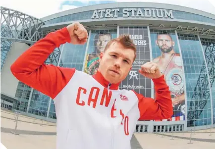  ??  ?? Canelo compareció al cara a cara pero Saunders lo dejó plantado.