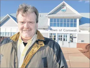  ?? DAVE STEWART/THE GUARDIAN ?? Kevin Coady has replaced Kevin McCarville as chief administra­tive officer for the Town of Cornwall. Coady, a native of Cornwall, started on Oct. 2.