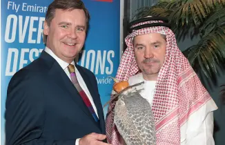  ??  ?? Emirates country manager Enda Corneille with falcon expert Trevor Roche in Dublin last week