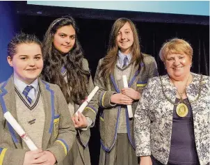  ??  ?? Fernhill School Felicity Dougan, 16, from Glasgow, Georgia-May Drennan, 17, from East Kilbride and Ciara Devlin, 16, from Cambuslang with Provost of South Lanarkshir­e Eileen Logan