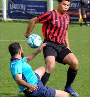  ?? Pictures: Andrew Batt ?? Marlow United v Finchampst­ead