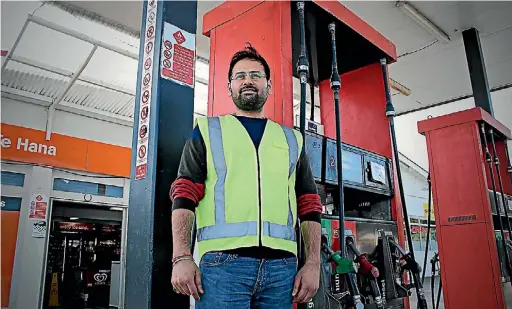  ?? JAY BOREHAM/ STUFF ?? Te Hana Gasoline Alley owner Seemanshu Jain says his station’s future doesn’t look bright with the pending introducti­on of an Auckland region fuel tax.