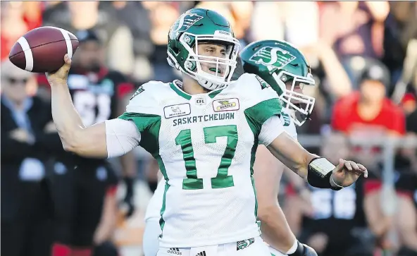  ?? JUSTIN TANG/THE CANADIAN PRESS. ?? Zach Collaros is to make his second consecutiv­e start for the Roughrider­s on Sunday against the visiting Calgary Stampeders.