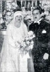  ??  ?? Boda de Meneses y Carmen Miniaty (1929).