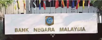  ?? [ FOTO HIASAN ] ?? Bank Negara Malaysia jalin kerjasama pusat serantau. dengan Bank pusat Kemboja dalam perbankan