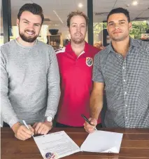  ?? Picture: SUPPLIED ?? Gold Coast Knights recruits Eoghan Murphy (left) and Jarrod Kyle (right) with coach Grae Piddick.