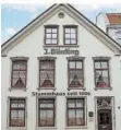  ?? ?? Das Stammhaus Bünting in Leer wurde 1806 von Johann Bünting gegründet.