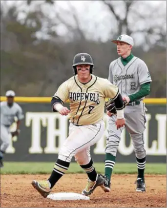  ?? JOHN BLAINE — FOR THE TRENTONIAN ?? Hopewell Valley’s Liam Cleary (7) runs to third base against Steinert during action earlier this season. The Bulldogs are the top-ranked team in the area and No. 1 seed in the Mercer County Tournament.