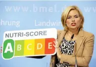  ?? FOTO: DPA/PA ?? Ernährungs­ministerin Julia Klöckner (CDU) stellt das neue Nährwertke­nnzeichen „Nutri-score“vor.
