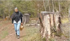  ??  ?? Filiberta Nevado Templos lucha contra la tala ilegal en el norte de Hidalgo.