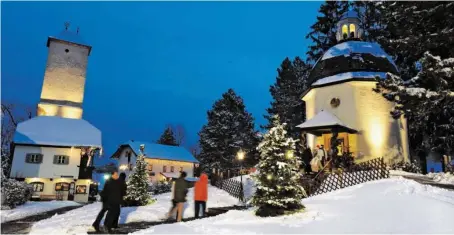  ?? BILD: SN/APA/GINDL ?? Die Stille-Nacht-Kapelle in Oberndorf steht seit 1937 an der Stelle der ehemaligen St.-Nikolaus-Kirche.