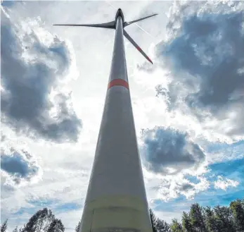  ?? FOTO: ARMIN WEIGEL/ DPA ?? Ob auf dem Winterberg Windkrafta­nlagen entstehen sollen, darüber berät der Eßlinger Ortschafts­rat am heutigen Dienstag.