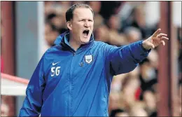  ?? PHOTO: BEN HOSKINS/GETTY IMAGES ?? POSITIVE: Preston manager Simon Grayson believes he can beat Manchester United on Monday