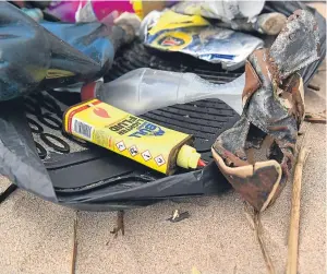  ?? Picture: Kim Cessford. ?? Rubbish collected recently at Broughty Ferry beach.