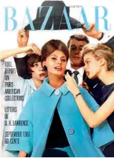  ??  ?? La diva italiana en portada de HARPER’S BAZAAR USA de septiembre de 1961, también por Richard Avedon.