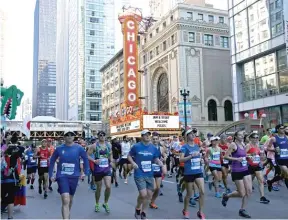  ?? NAM Y. HUH/AP FILES ?? Runners participat­e in the 2017 Chicago Marathon.